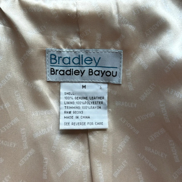 ❤️ On Trend Bradley Bayou SUEDE blazer with beautiful trim work ❤️ - Picture 7 of 9